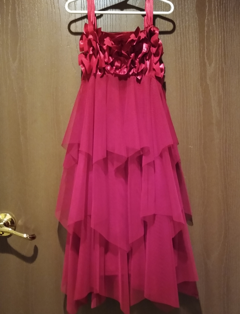 GIRL’S FORMAL DRESS BURGUNDY SIZE 8
